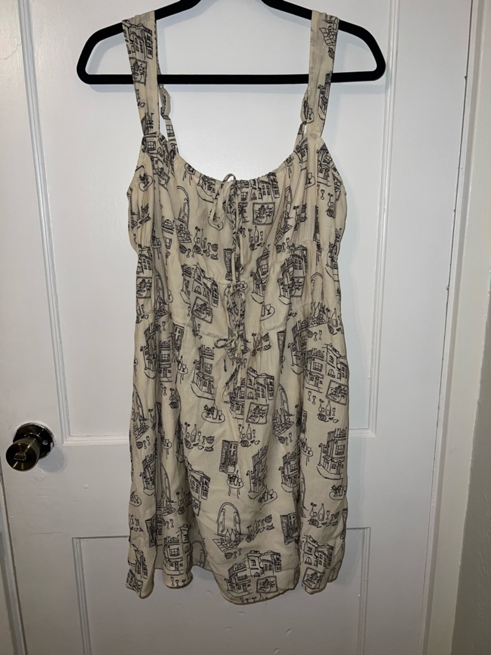 Abercrombie & Fitch Cream Dress with Black Sketch Print